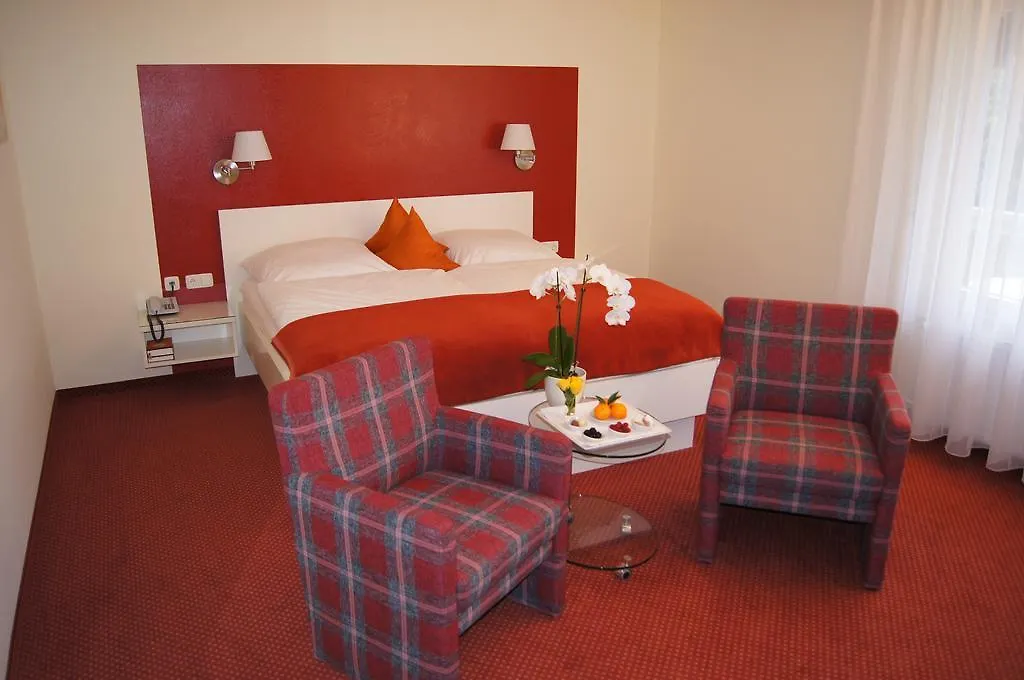 Füssen Hotel Christine 3*,  גרמניה